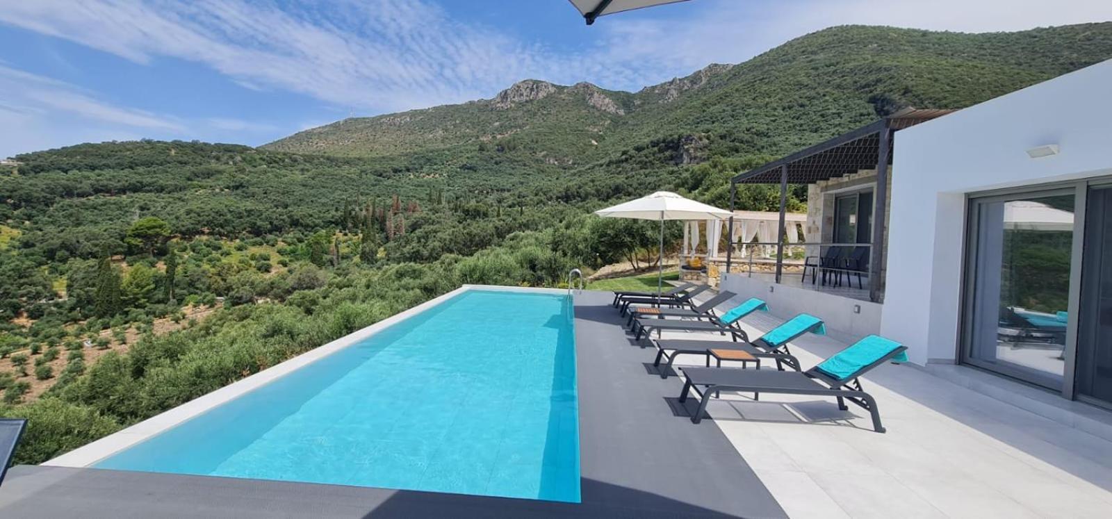 Blue Lilac Villas ปาร์กา ภายนอก รูปภาพ